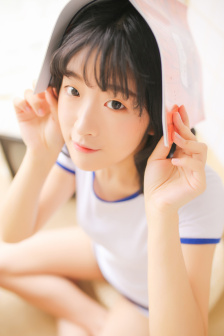 善良美丽女邻居hd2中文